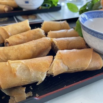 Le Paradis - 1. Egg Rolls - Vietnamese Near Me - Hayward, California Le Paradis - 1. Egg Rolls - Vietnamese Near Me - Hayward, California