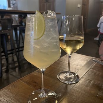 The Little Lamb - Hugo and a Chardonnay - Gastropubs Near Me - Clearwater, Florida The Little Lamb - Hugo and a Chardonnay - Gastropubs Near Me - Clearwater, Florida