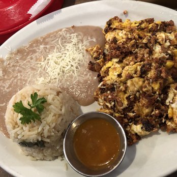 Cafe De Olla - Chorizo con huevos - American Near Me - Burbank, California Cafe De Olla - Chorizo con huevos - American Near Me - Burbank, California