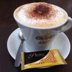 Deli 108 - Cappuccino & biscuit. Rating: Good.