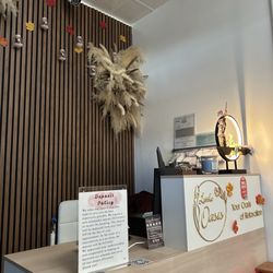 Little Oasis Head Spa & Skincare - Front desk