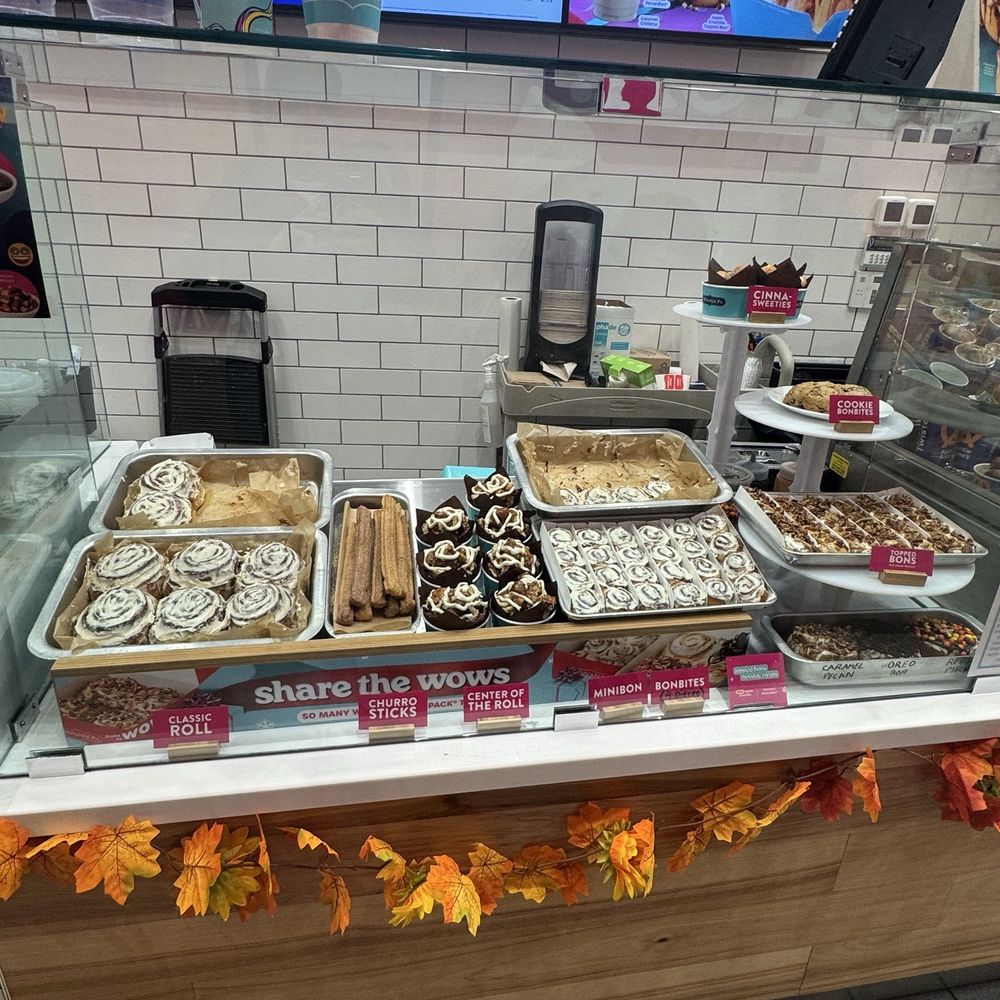 Carvel - Cinnabons - Ice Cream & Frozen Yogurt Near Me - New York, New York Carvel - Cinnabons - Ice Cream & Frozen Yogurt Near Me - New York, New York