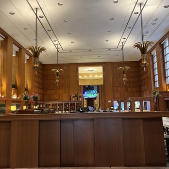 The Westin Minneapolis - Dining area - Hotels Near Me - Minneapolis, Minnesota
