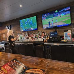 The lucky strike bar