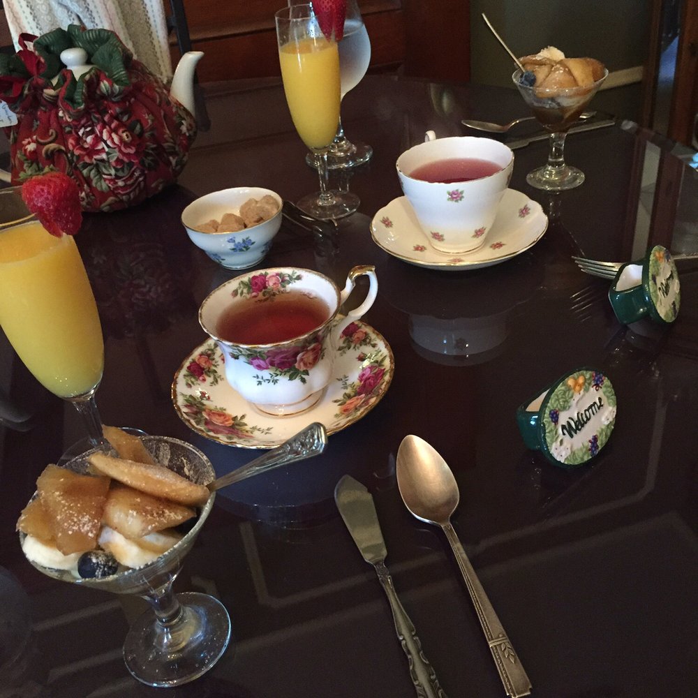 Mathis House  - Bed & Breakfast Near Me - Toms River, New Jersey