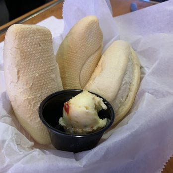 Wintergreens Golf & Grill - Bread basket with garlic butter - American Near Me - Isanti, Minnesota Wintergreens Golf & Grill - Bread basket with garlic butter - American Near Me - Isanti, Minnesota