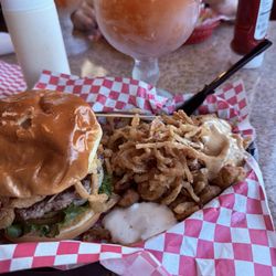Overlook Cafe - This is the burger I had!! It was Delicious
