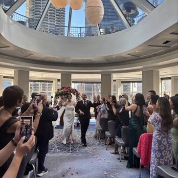 Naperville Florist - Wedding aisle - Florists Near Me - Naperville, Illinois