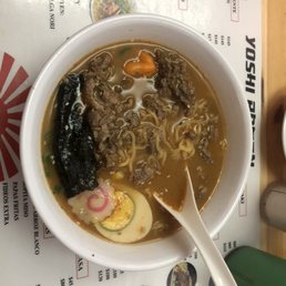 Miso with ondulado noodles with beef  yum
