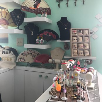 Mona - Cute Boutique Up front - Coffee & Tea Near Me - Aguadilla, Puerto Rico Mona - Cute Boutique Up front - Coffee & Tea Near Me - Aguadilla, Puerto Rico