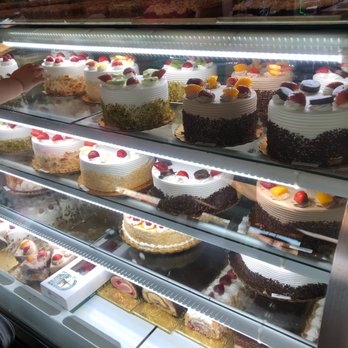 Oak Mill Bakery - Fruit cake display - Bakeries Near Me - Niles, Illinois