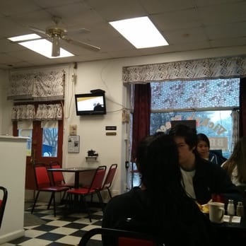 Vicky's Place - Inside - Diners Near Me - Swarthmore, Pennsylvania Vicky's Place - Inside - Diners Near Me - Swarthmore, Pennsylvania