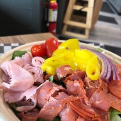 Bosco’s Pizza Kitchen - Boscos chef salad