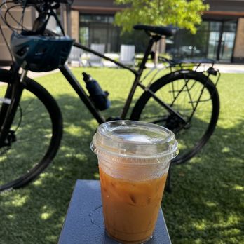 Volando Coffee - A delicious pit stop, excellent quality. (Iced Americano pictured) - Food Trucks Near Me - Houston, Texas Volando Coffee - A delicious pit stop, excellent quality. (Iced Americano pictured) - Food Trucks Near Me - Houston, Texas