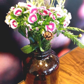 Artís Coffee - Flowers on each table - Coffee & Tea Near Me - Berkeley, California