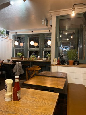 Honest Burgers Borough by null