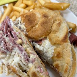 Colonial Restaurant - Sloop joe on roll