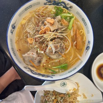 Ramen Nakamura - Oxtail spicy ramen - Ramen Near Me - Honolulu, Hawaii
