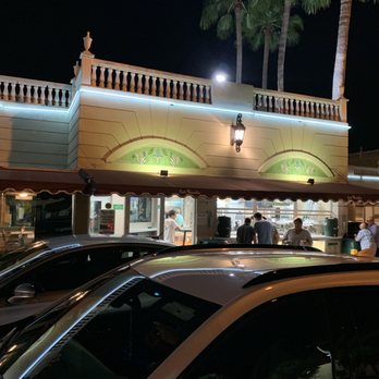 Versailles - Line forming outside of the Bakery - Cuban Near Me - Miami, Florida Versailles - Line forming outside of the Bakery - Cuban Near Me - Miami, Florida