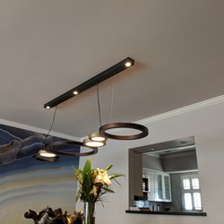 Brentwood Electrical Solutions - Dining room light installation