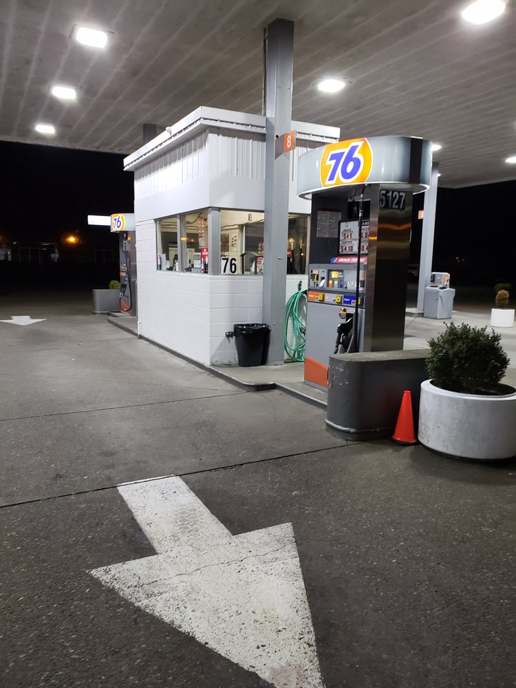 76 GAS STATION Updated September 2024 5195 River Rd N, Keizer
