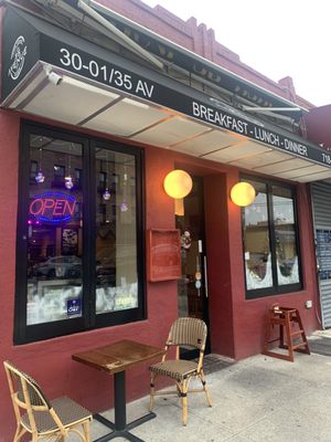 CANTINA 35 (35 Avenue Diner) by null