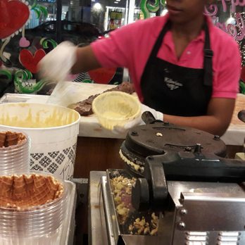 Kilwins Ice Cream - Chocolate - Fudge - I want a waffle bowl - Chocolatiers & Shops Near Me - Delray Beach, Florida Kilwins Ice Cream - Chocolate - Fudge - I want a waffle bowl - Chocolatiers & Shops Near Me - Delray Beach, Florida