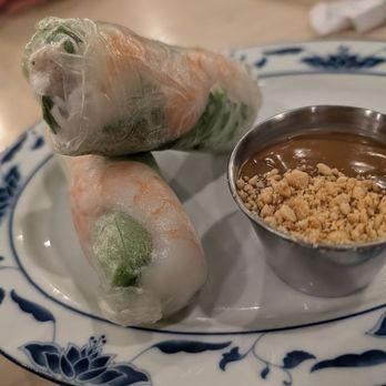 Pho Lang Thang - Salad rolls and peanut sauce - so fresh! - Vietnamese Near Me - Cincinnati, Ohio Pho Lang Thang - Salad rolls and peanut sauce - so fresh! - Vietnamese Near Me - Cincinnati, Ohio