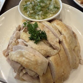 Paradise Dynasty - Steamed Chicken served with Minced Ginger and Scallion Oil - Singaporean Near Me - Costa Mesa, California Paradise Dynasty - Steamed Chicken served with Minced Ginger and Scallion Oil - Singaporean Near Me - Costa Mesa, California