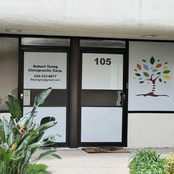 Robert Tseng, DC - Front enterance