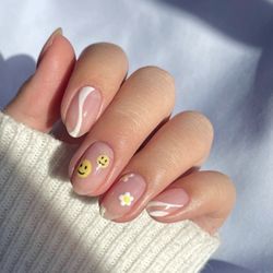 The Nail Lab