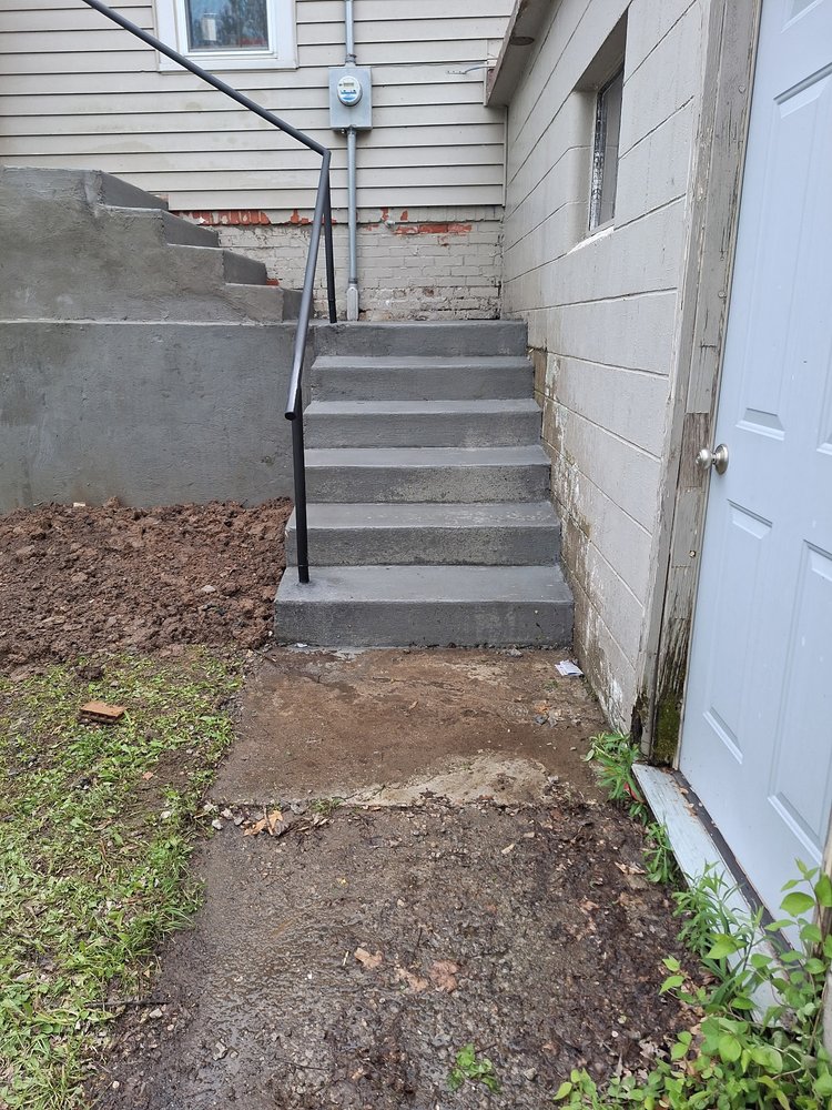 Slide of Webb Contracting