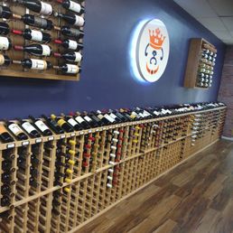 Great wine selection, they have California and Washington wines, but now I'm more impressed with the international wines and bubbles!!!
