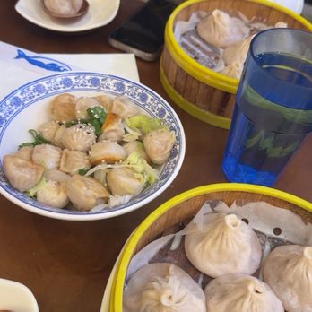Din Soup Dumplings - S1. Steamed Pork Soup Dumplings小笼包 tiny finger soup dumplings - Dim Sum Near Me - Brooklyn, New York Din Soup Dumplings - S1. Steamed Pork Soup Dumplings小笼包 tiny finger soup dumplings - Dim Sum Near Me - Brooklyn, New York