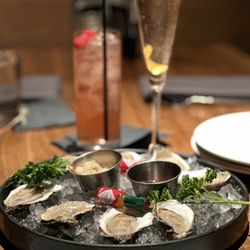 Baldamar - Oysters on the half shell