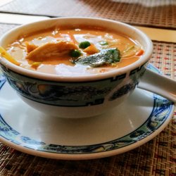 Nhi's Bistro - Bereits die "Thai Currysuppe" als Vorspeise überzeugt