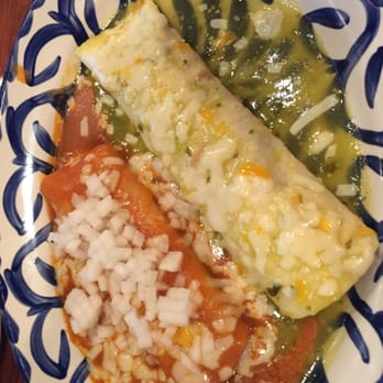 El Rodeo - Green chili burrito & enchilada - Mexican Near Me - Concord, New Hampshire El Rodeo - Green chili burrito & enchilada - Mexican Near Me - Concord, New Hampshire