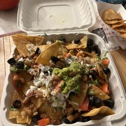 Hanna’s Restaurant - Nachos (we'd already started eating)