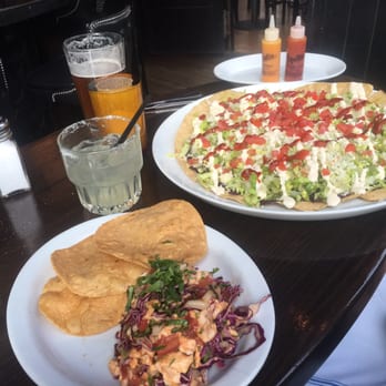 Poquitos - Mexican Near Me - Seattle, Washington