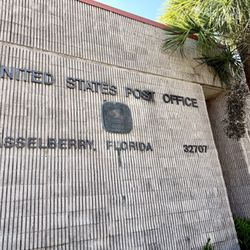 United States Post Office - Interesting textured exterior
