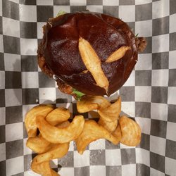 Mad Cow Bar & Grill - Hot Honey Chicken Sandwich