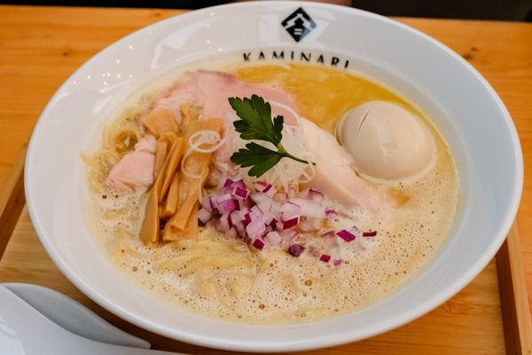 Kaminari Ramen Bar by null