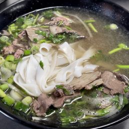 Beef Pho W/ Meatballs- Pho Tai, Gau & Bo Vien