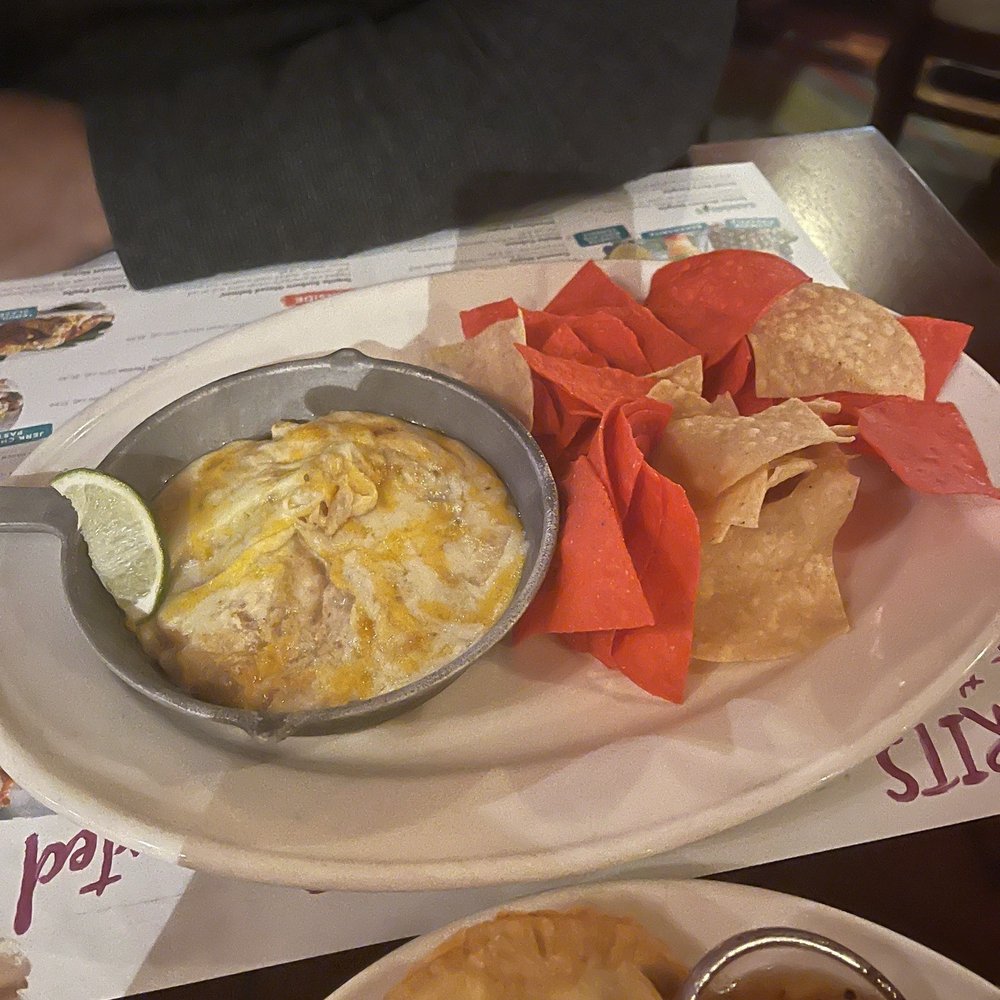 Bahama Breeze - Crab dip - Caribbean Near Me - Duluth, Georgia