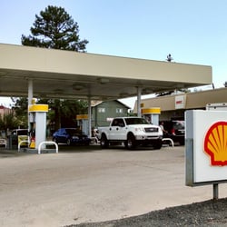 Speedway - View from the street.