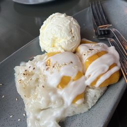 Mango Sticky Rice with Ice Cream. AMAZING! Mango Sticky Rice with Ice Cream. AMAZING!