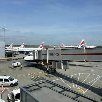 Heathrow Airport Terminal 5 - Airport Terminals Near Me - Hounslow, XGL