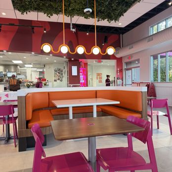 Saucy by KFC - Dining Area - Fast Food Near Me - Jacksonville, Florida
