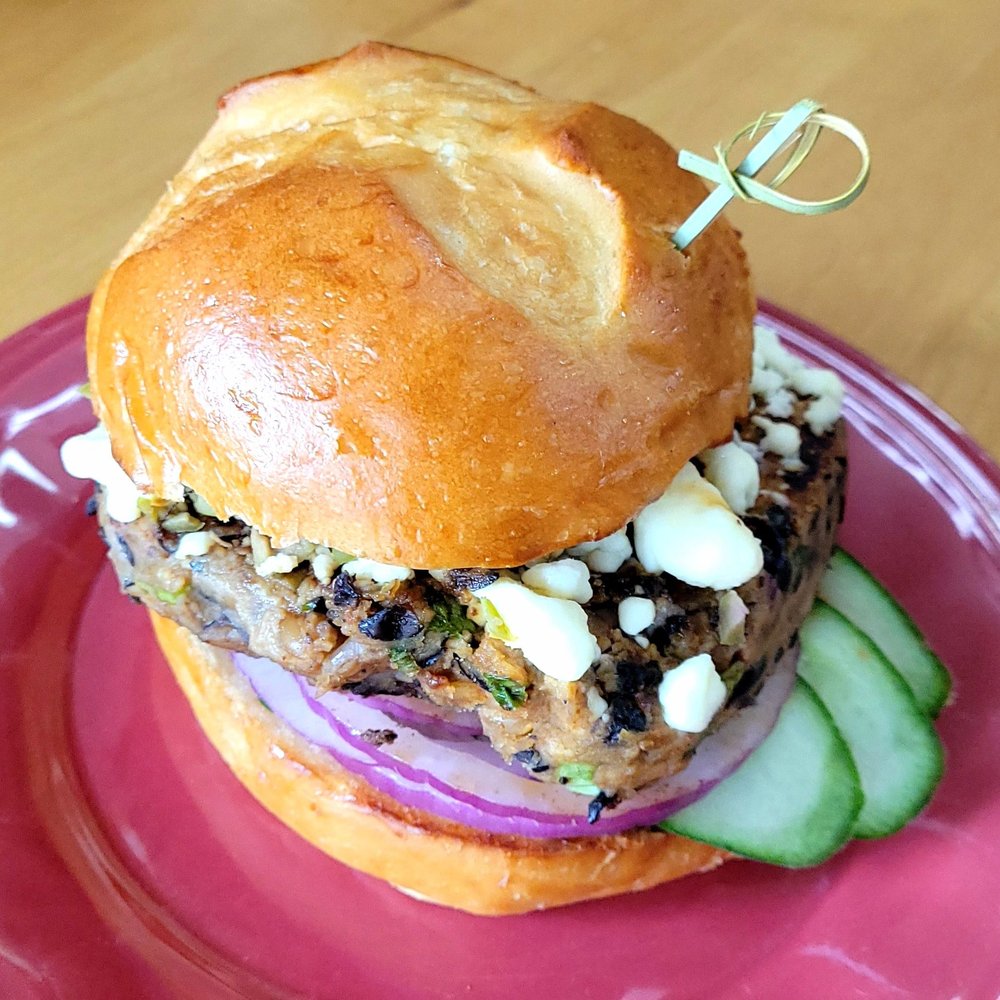 Tipsy Cow Burger Bar - Woodinville