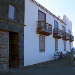 Casa de los Coroneles - Rechts vier Balkone .....